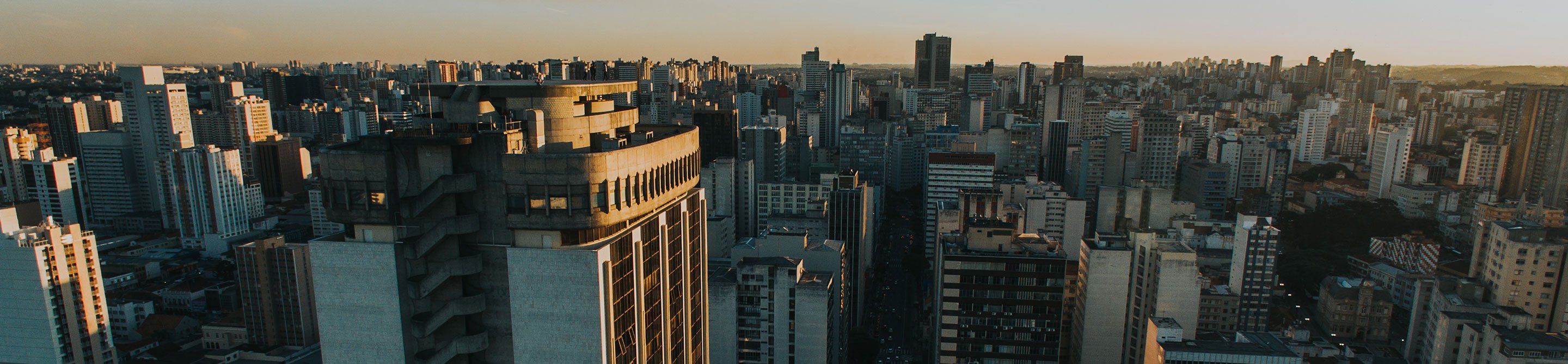 Imagem Curitiba Prédio EBANX